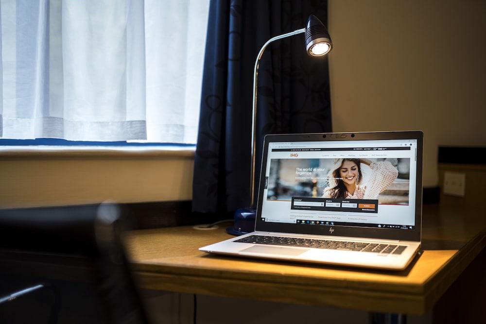 Holiday Inn Express Southampton West By Ihg Totton Zewnętrze zdjęcie