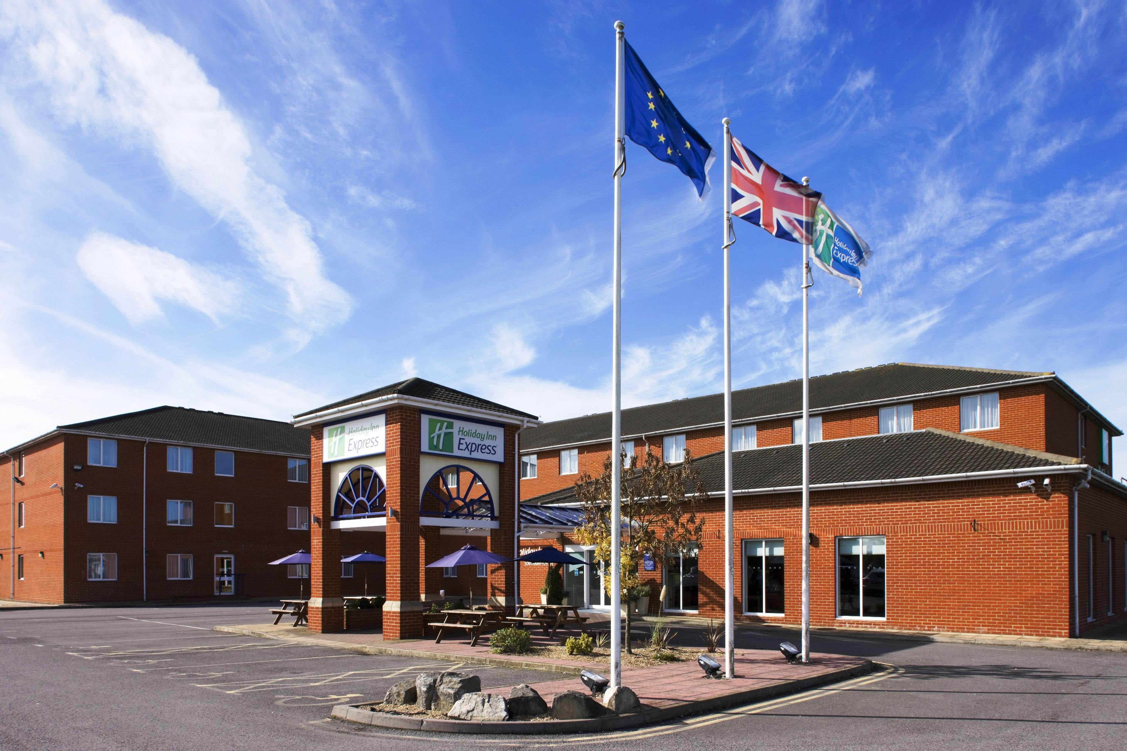 Holiday Inn Express Southampton West By Ihg Totton Zewnętrze zdjęcie