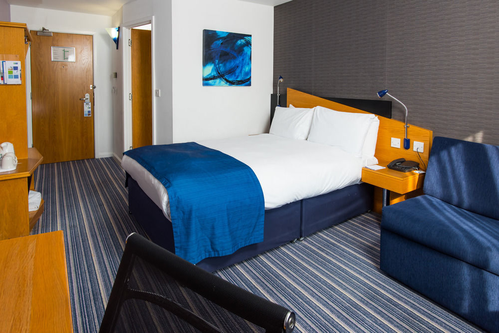 Holiday Inn Express Southampton West By Ihg Totton Zewnętrze zdjęcie